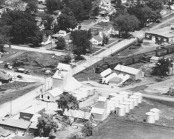 Aerial Photo of Farmer's Coop Exchange, Pella Location, 1968